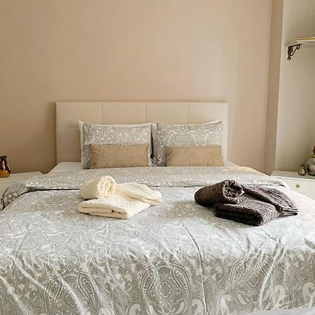 Cozy Studio, 1Min From Kamara Thessaloniki Exterior foto