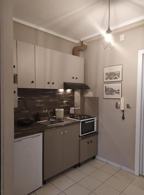 Cozy Studio, 1Min From Kamara Thessaloniki Exterior foto