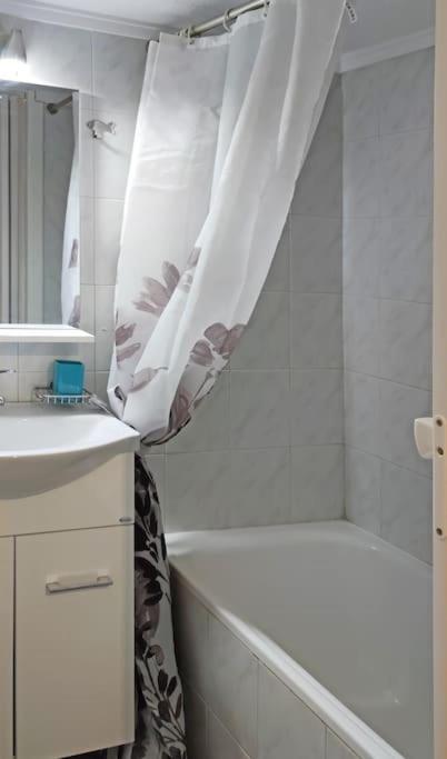 Cozy Studio, 1Min From Kamara Thessaloniki Exterior foto